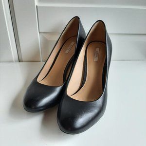 Geox Respira Black Pumps